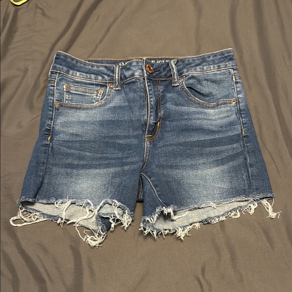American Eagle Outfitters Blue Jean Shorts Distressed Frayed Hem